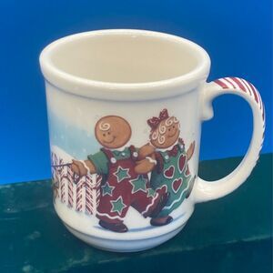 Longaberger 2000 Roger and Ginger Christmas Ceramic Mug Gingerbread House 10 oz